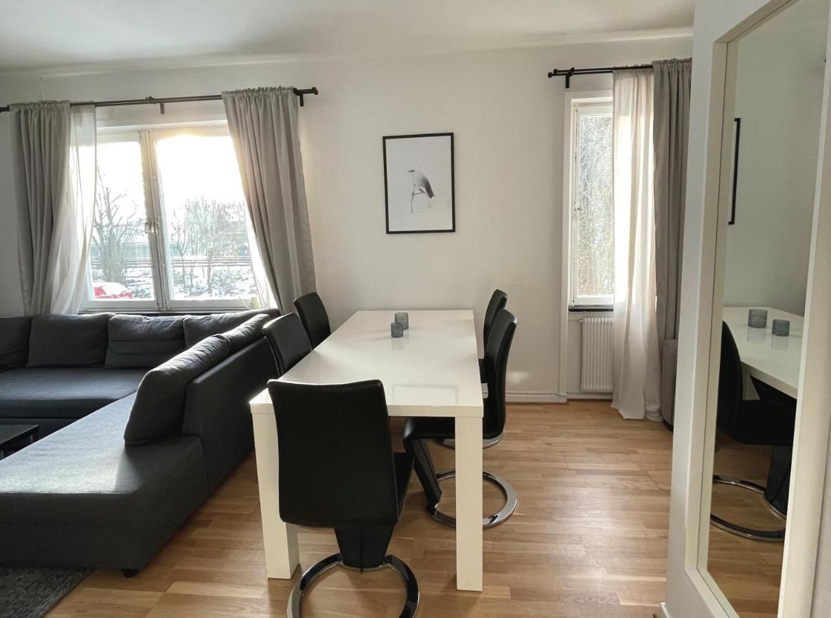 Trivsamma Lagenheter Med Fri Parkering Leilighet Stockholm Eksteriør bilde